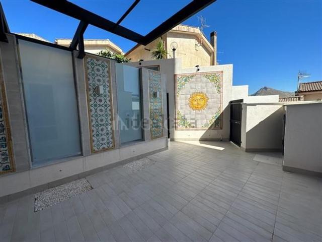 Casa in vendita a Aquino, Monreale