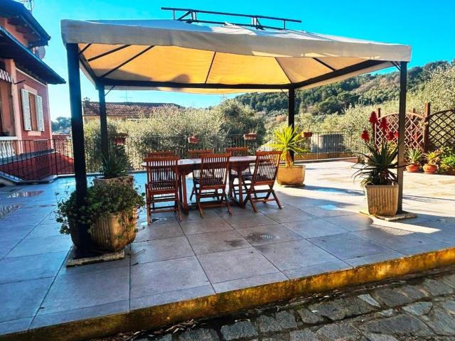 Casa in vendita a Imperia, Liguria