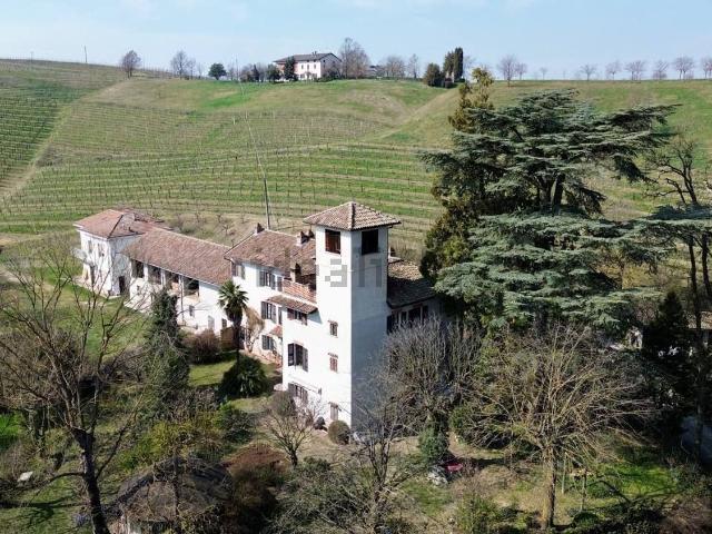 Casa in vendita a Piemonte, Asti