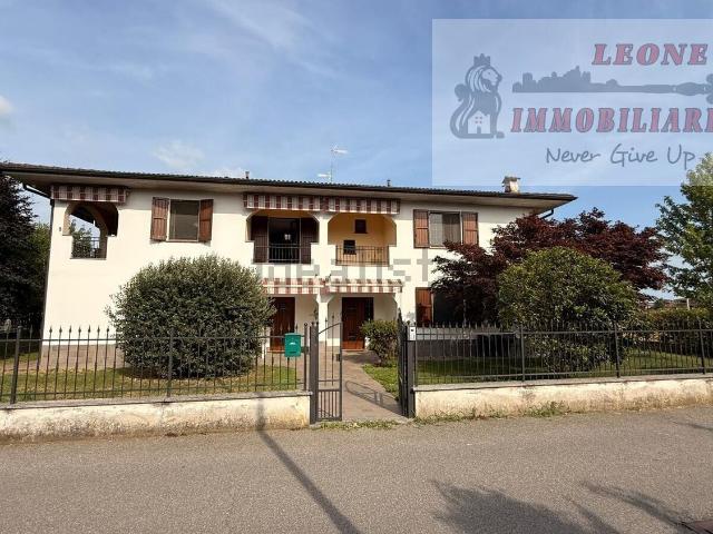 Casa in vendita a Linarolo, Lombardia