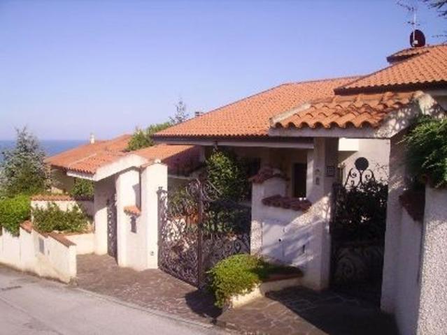 Casa in vendita a Marche, Macerata