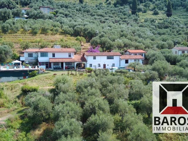 Casa in vendita a Camaiore, Lucca