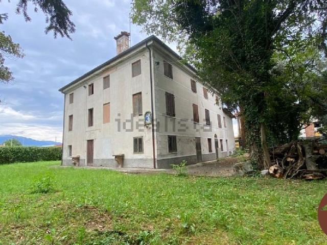 Casa in vendita a Rosà, Veneto