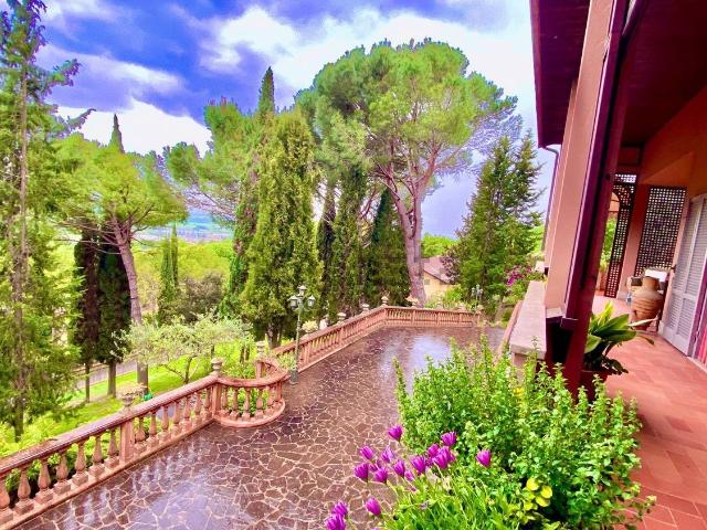 Casa in vendita a Ponte San Giovanni, Cenerente