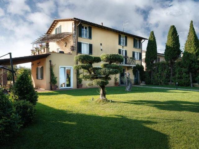 Casa in vendita a Tonfano, Toscana