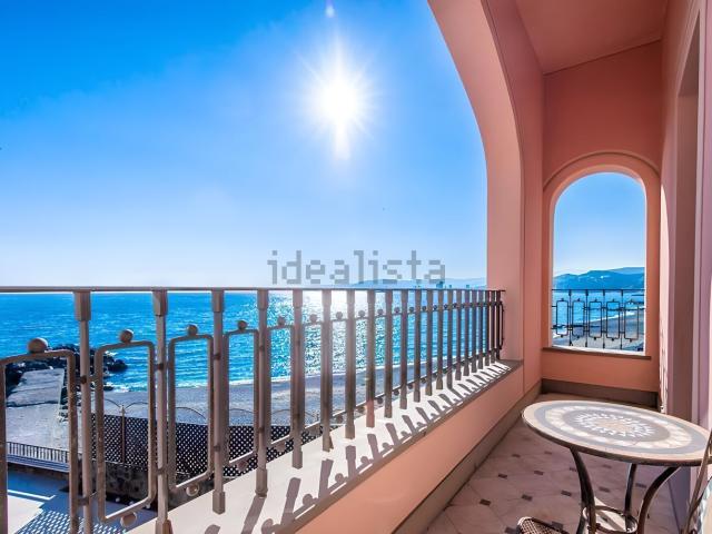 Casa in vendita a Capo Torre, Albisola Superiore