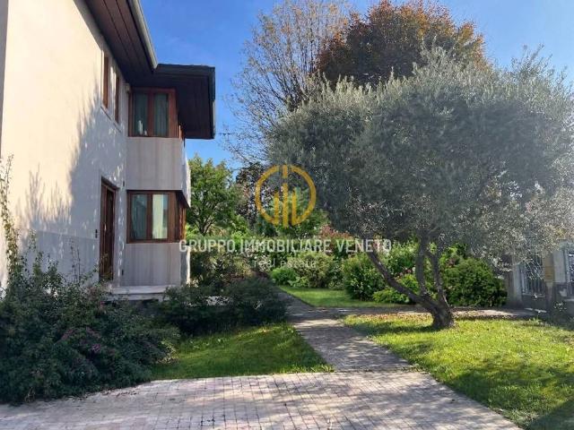 Casa in vendita a Santa Maria del Rovere, Treviso