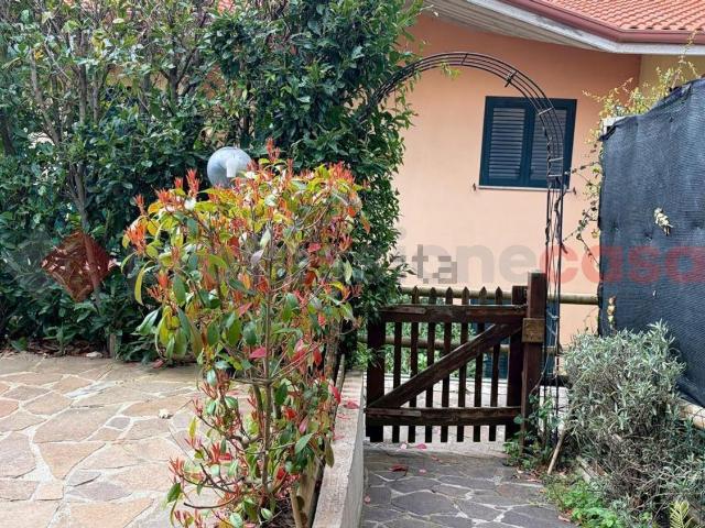 Casa in vendita a Castelpetroso, Molise