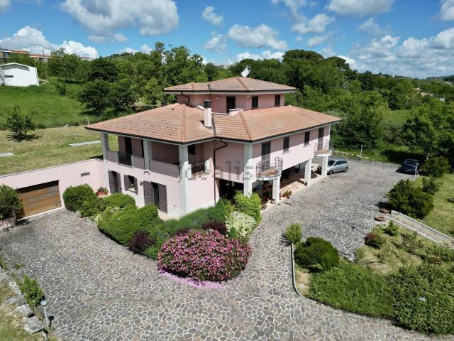 Casa in vendita a Campobasso, Molise
