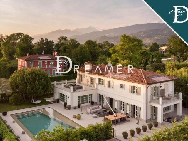 Casa in vendita a Vittoria Apuana, Forte Dei Marmi