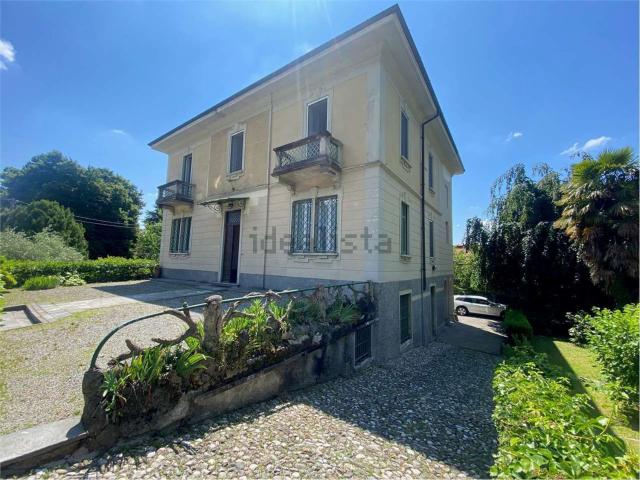 Casa in vendita a Albese con Cassano, Albese