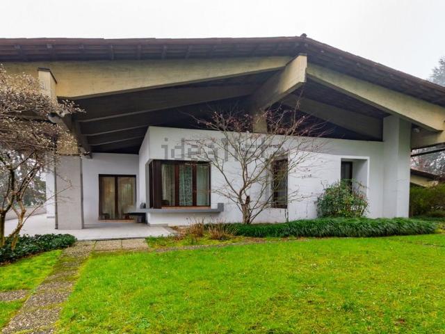 Casa in vendita a Realdino, Carate Brianza