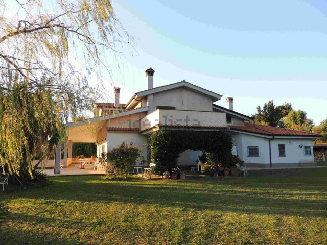 Casa in vendita a Roma Capitale, Lazio