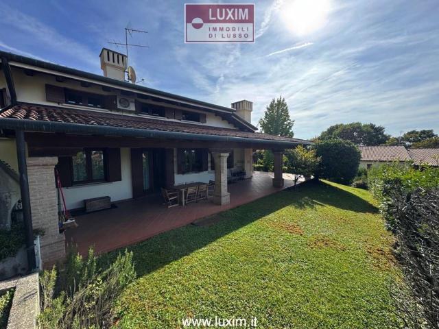 Casa in vendita a Mercato Vecchio, Montebelluna