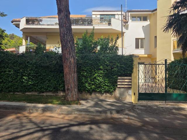 Casa in vendita a Montesilvano, Abruzzo
