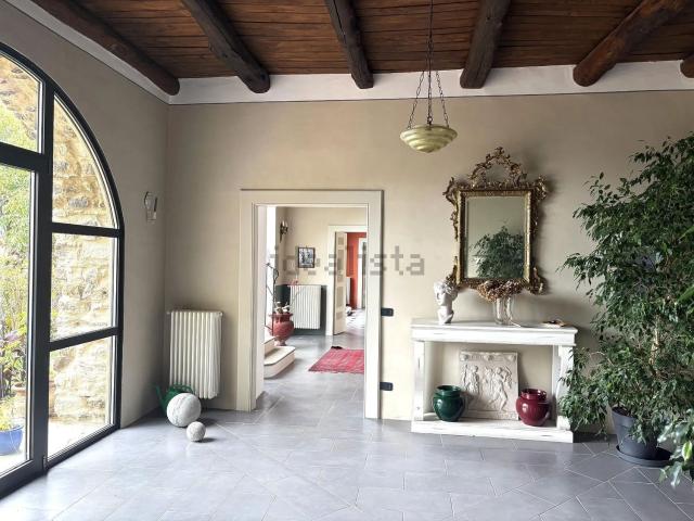 Casa in vendita a Lustra, Campania