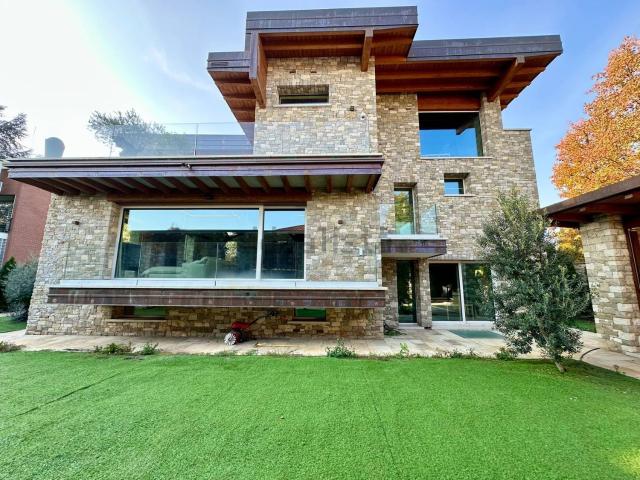 Casa in vendita a San Fiorano, Villasanta