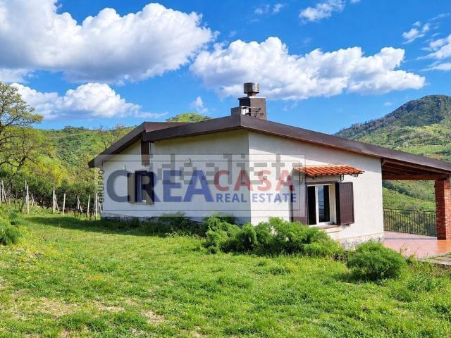Casa in vendita a Graniti, Messina
