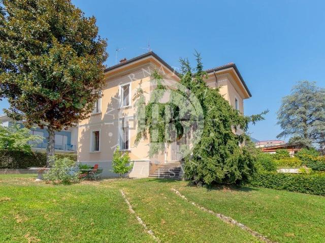 Casa in vendita a Cassina Mariaga, Erba