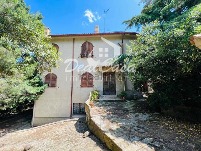 Casa in vendita a Seuna, Nuoro