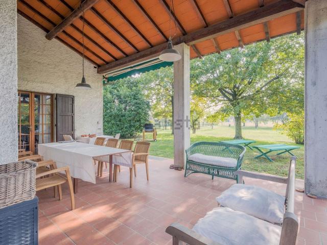 Casa in vendita a Montechiarugolo, Reggio Emilia