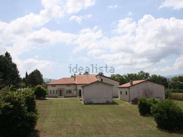 Casa in vendita a Nocera Umbra, Umbria