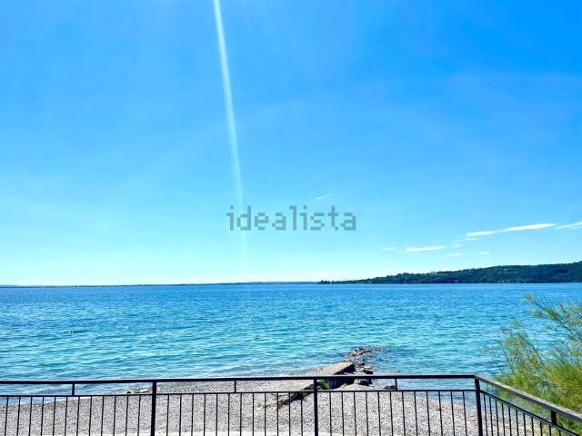 Casa in vendita a Padenghe Sul Garda, Brescia