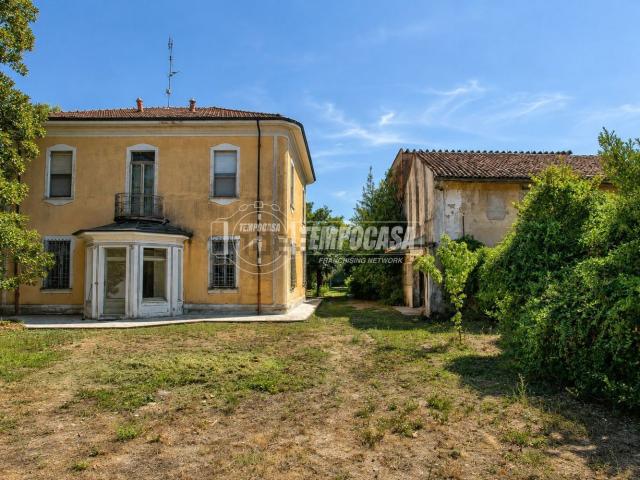 Casa in vendita a Pertengo, Vercelli