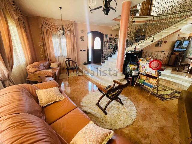 Casa in vendita a Sinnai, Sardigna/Sardegna