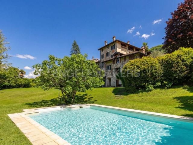Casa in vendita a Comunità Montana Valli del Verbano, Porto Valtravaglia