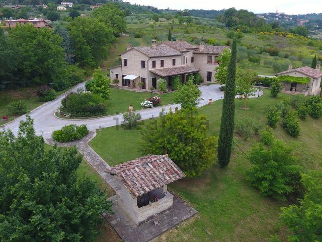Casa in vendita a Izzalini, Umbria