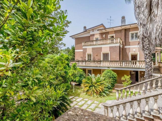 Casa in vendita a Colle degli Dei, Roma Capitale