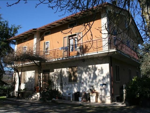 Casa in vendita a Sarteano, Toscana