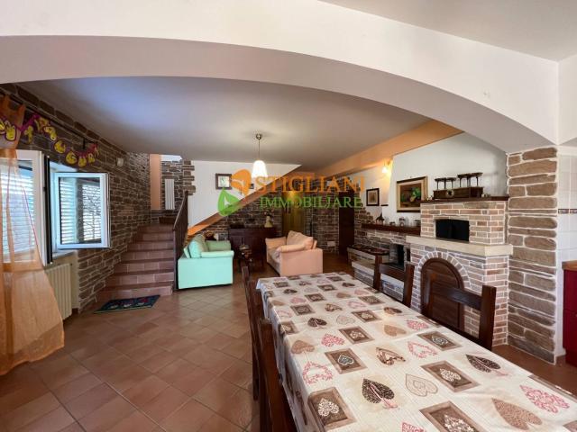 Casa in vendita a Oratino, Molise