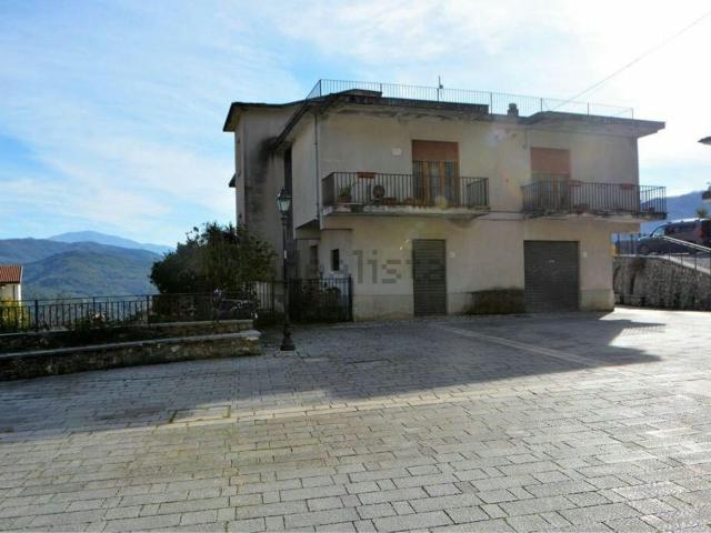 Casa in vendita a Morigerati, Campania