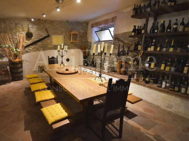 Casa in vendita a Piemonte, Asti