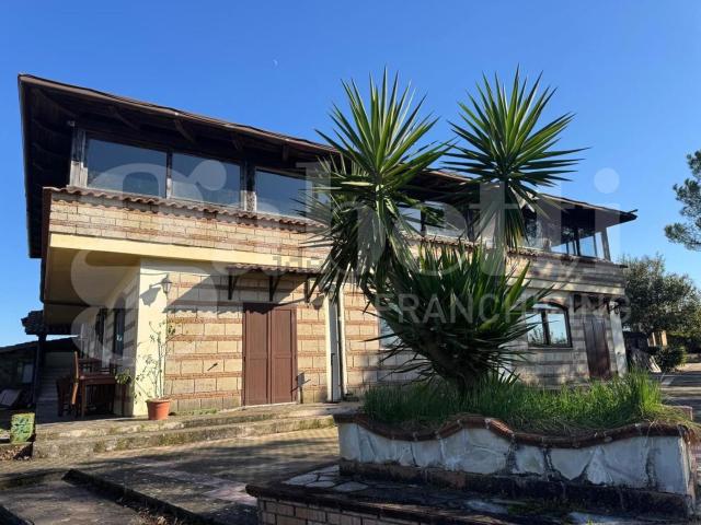 Casa in vendita a Caiazzo, Campania