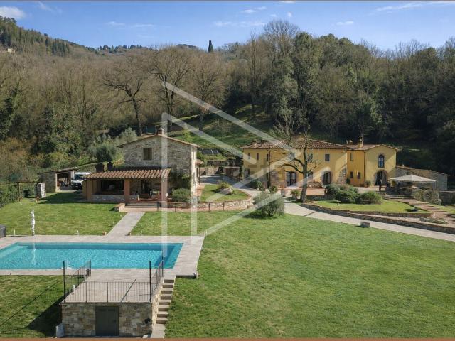 Casa in vendita a Dicomano, Toscana