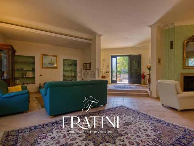 Casa in vendita a Marche, Fermo