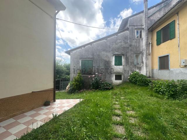 Casa in vendita a Castelvero, Vestenanova