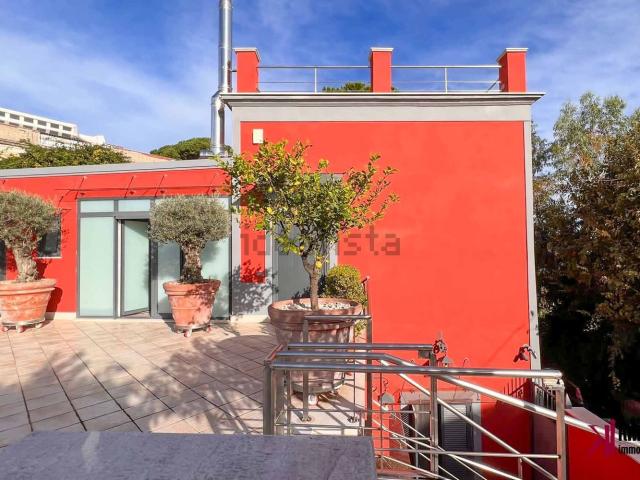 Casa in vendita a Municipalità 1, Campania