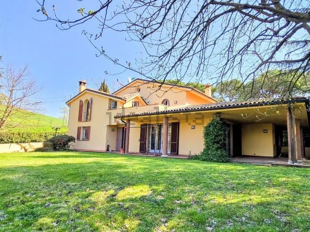 Casa in vendita a Monte Donato, Bologna