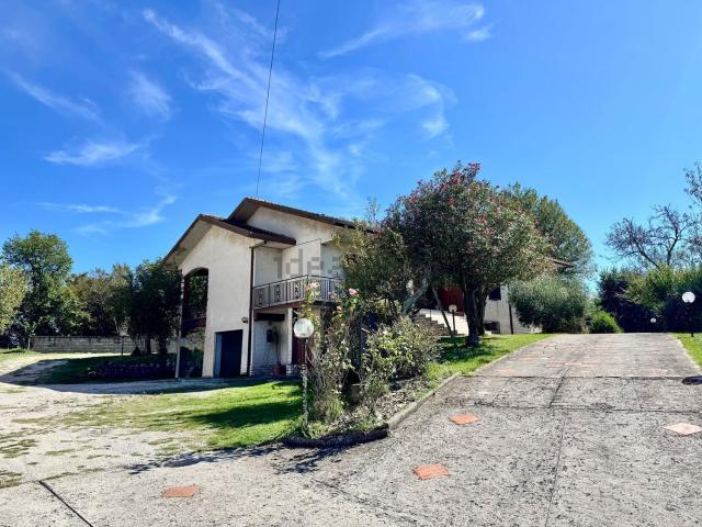 Casa in vendita a Ceccano, Lazio