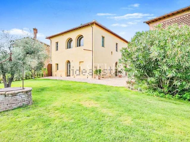 Casa in vendita a Pian delle Fornaci, Siena