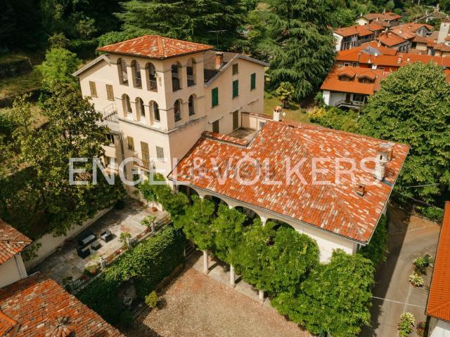 Casa in vendita a Comunità Montana Valli del Verbano, Castello Cabiaglio