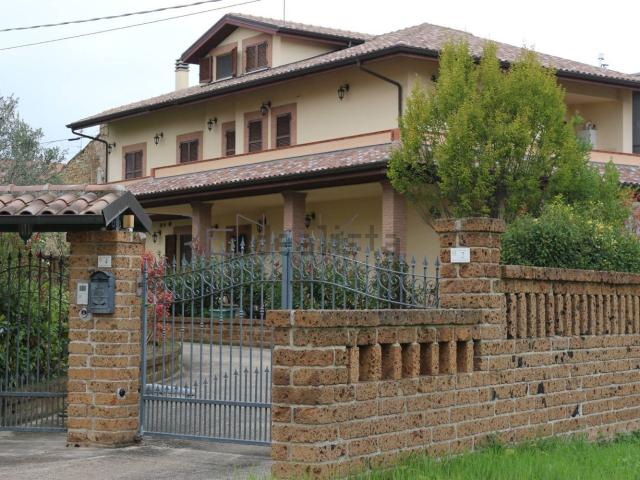 Casa in vendita a Palazzesi, Civitella del Tronto
