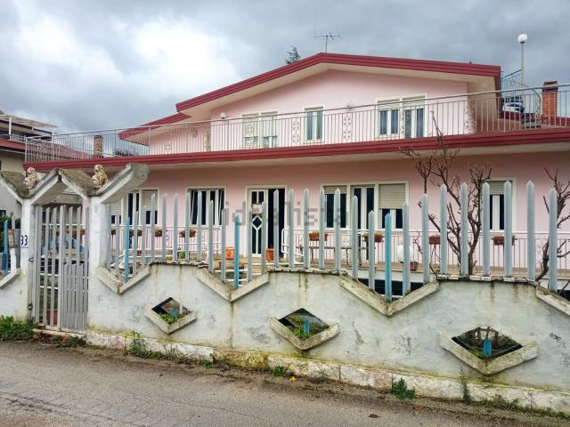 Casa in vendita a Monteforte Irpino, Campania