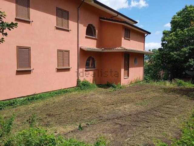 Casa in vendita a Ospedaletto D'alpinolo, Campania