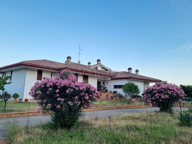 Casa in vendita a Monte San Biagio, Lazio
