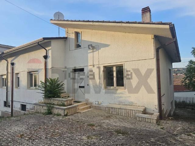 Casa in vendita a Molinara, Campania